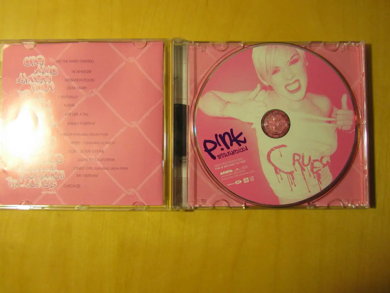 Billede 2 - Pink - Missundaztood musik CD i god stand