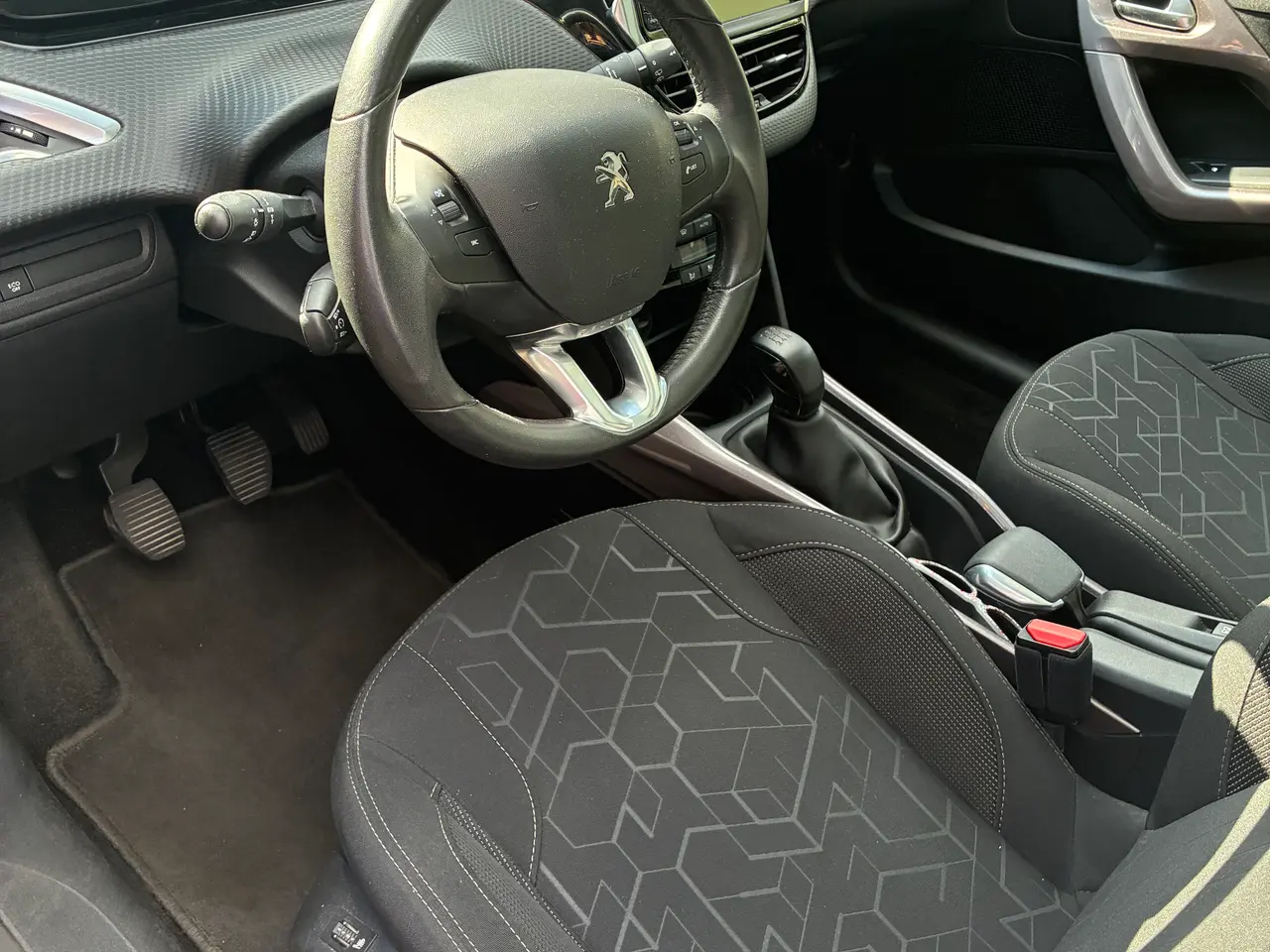 Billede 4 - Peugeot 2008 1,2 e-THP 110 Style Sky 5d