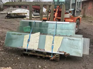 Gratis skal væk nu står i 8740 Brædstrup 