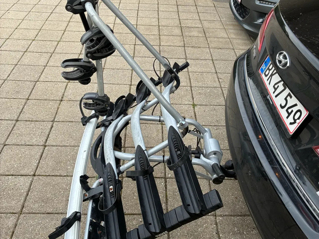 Billede 6 - Thule Cykelholder til 4 cykler med vippefunktion