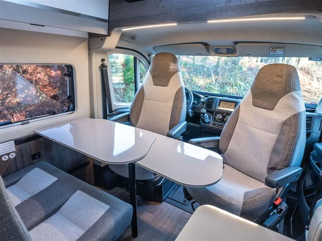 Billede 15 - 2026 - Benimar Benivan 144 UP Benivan 144 UP 2026 er en fuldt udstyret 5,99 meter campervan