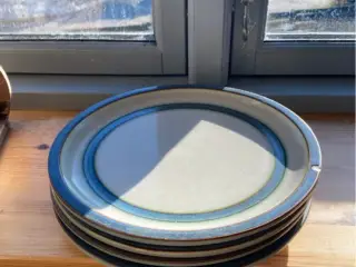 4 tallerkner