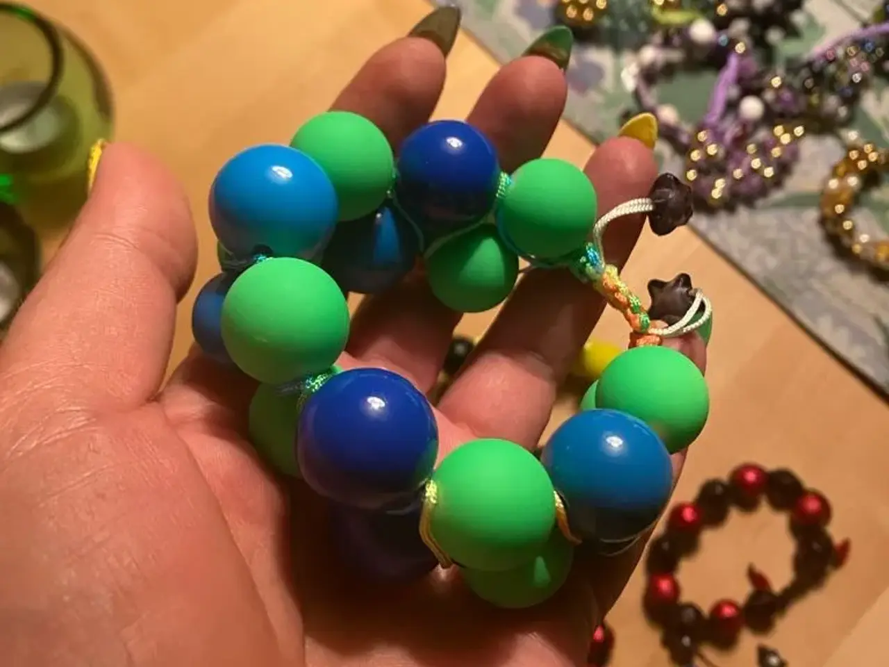 Billede 2 - Nye knyttede armbånd