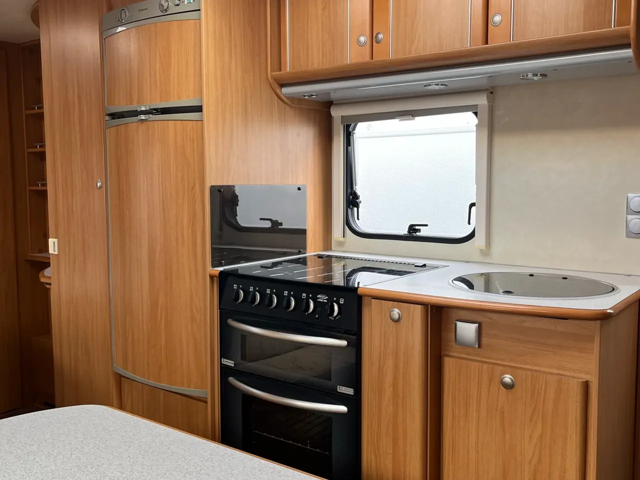 Billede 8 - 2009 Adria Classica 613 Pk
