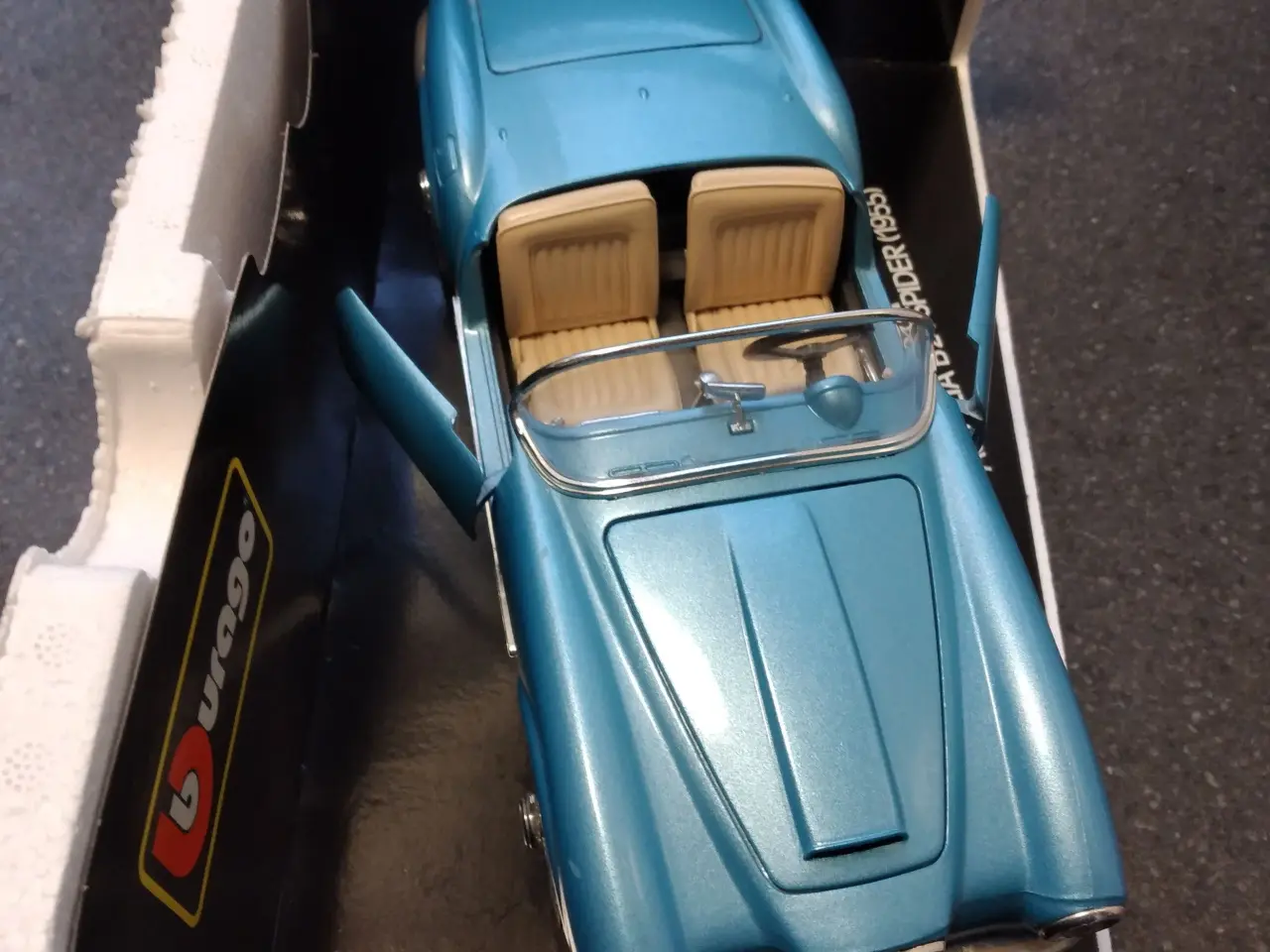 Billede 3 - Lancia- Aurelia B24 Spider (1955)  1:18