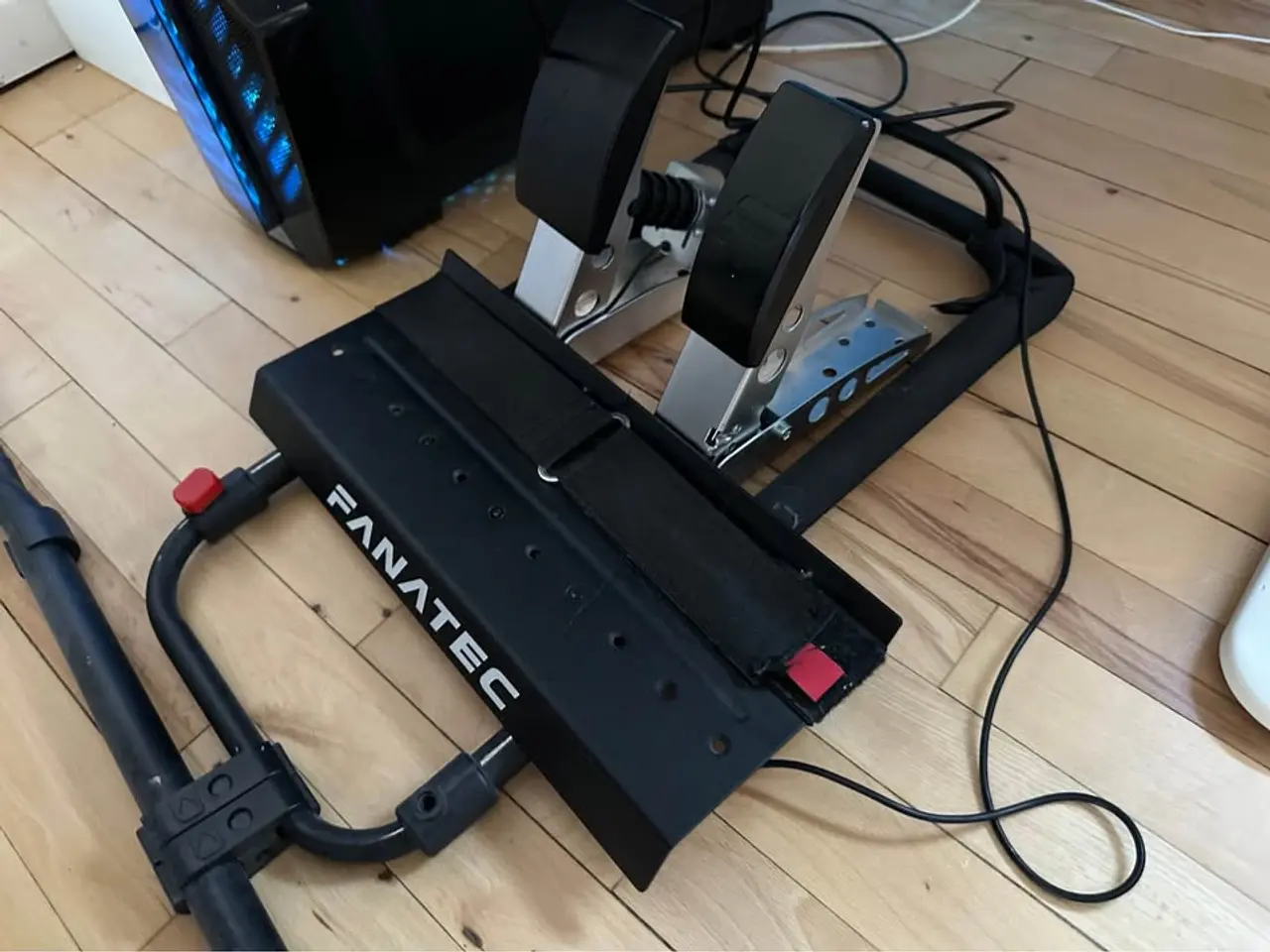 Billede 4 - Komplet Fanatec Sim Racing Setup