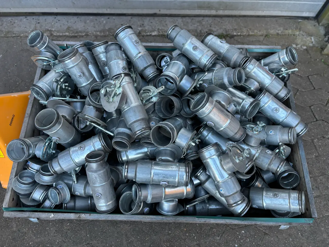 Billede 14 - Ventilations spjæld 195 dele - Pris: 2300 kr