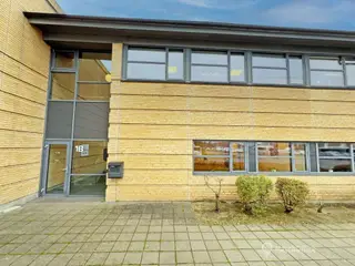 Lyst og fleksibelt kontor- / kliniklejemål - i alt ca. 157 kvm
