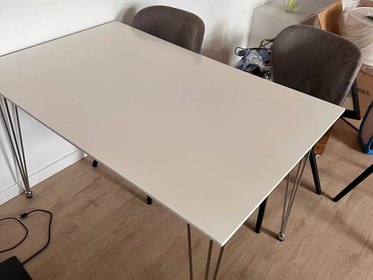 Billede 1 - Hvidt spisebord 