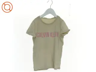 T-Shirt fra Calvin Klein (str. 146 cm)