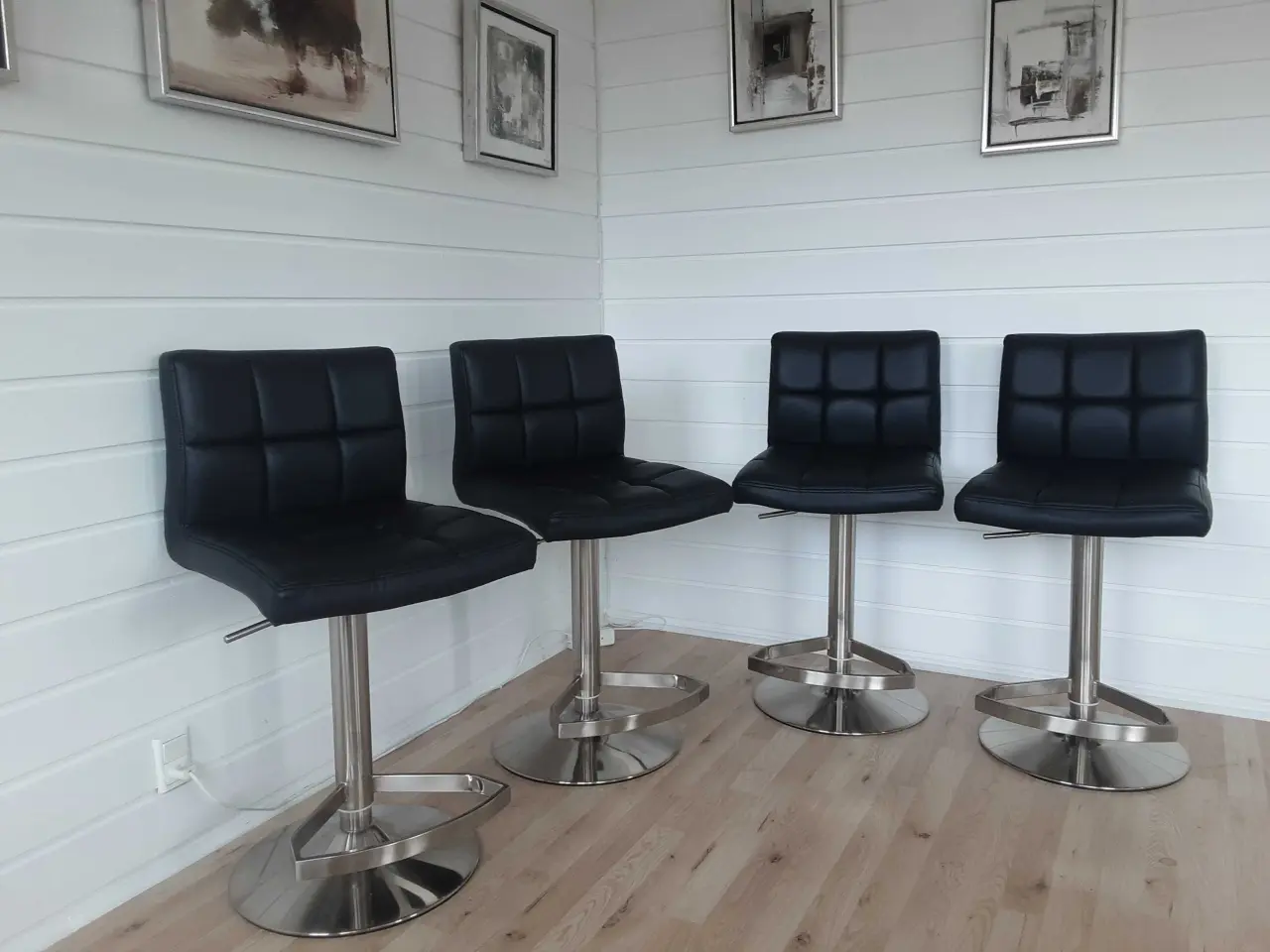 Billede 1 - Sort Læder Bar stole m. Aut. Opsltning til større 