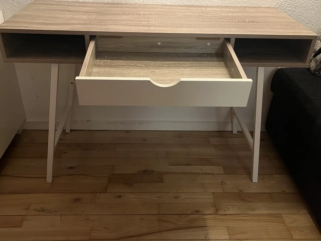 Billede 3 - Flot Skrive bord