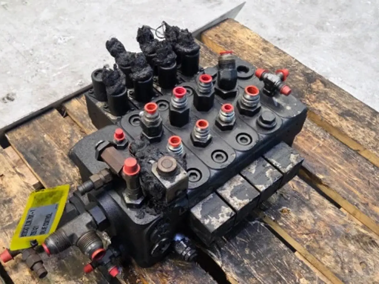 Billede 10 - Bobcat TL38.70X Hydraulikventil 7357421