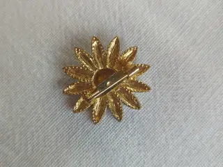 blomster broche fra Hamida