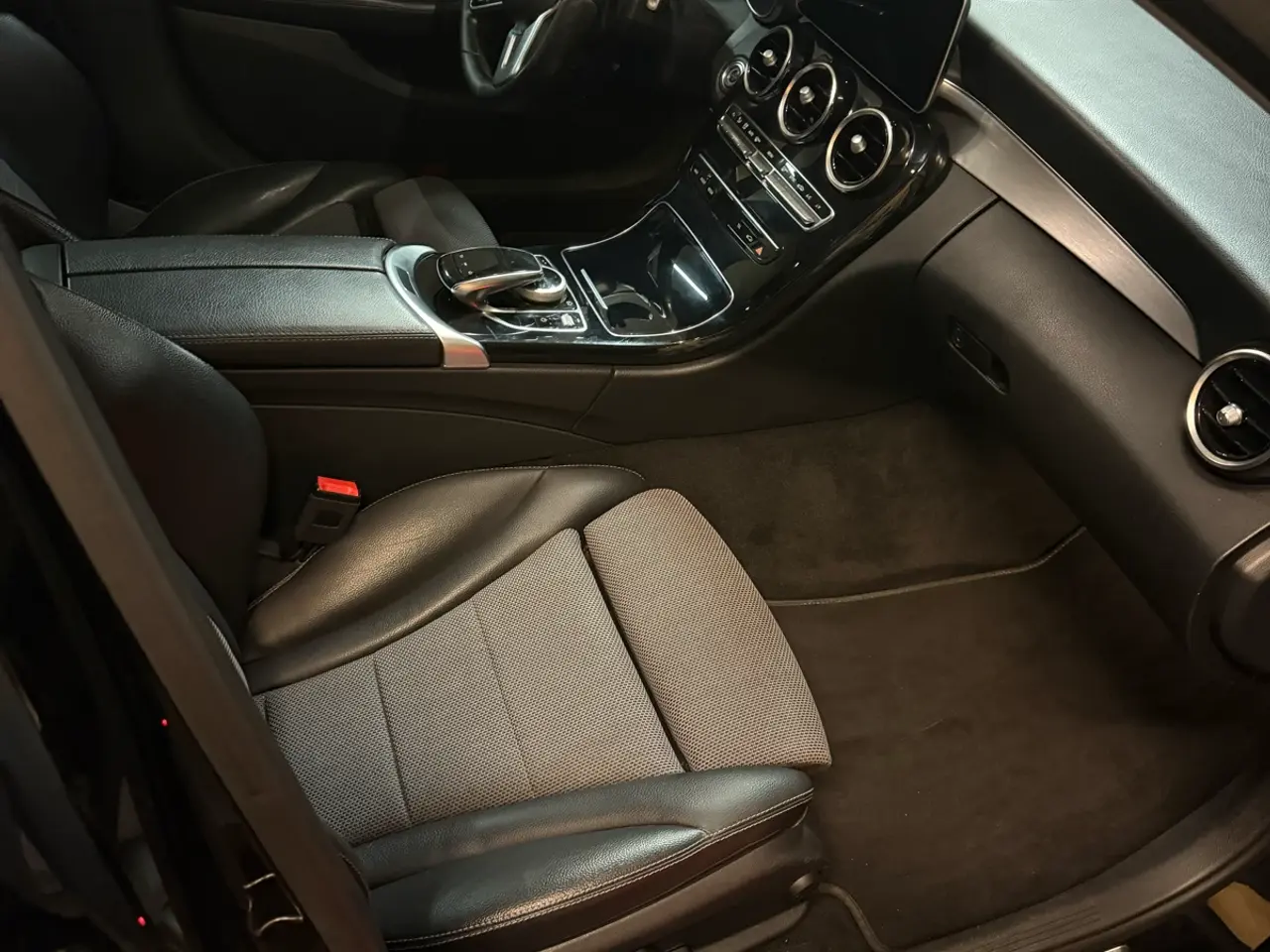 Billede 10 - Mercedes c220d 4 matic