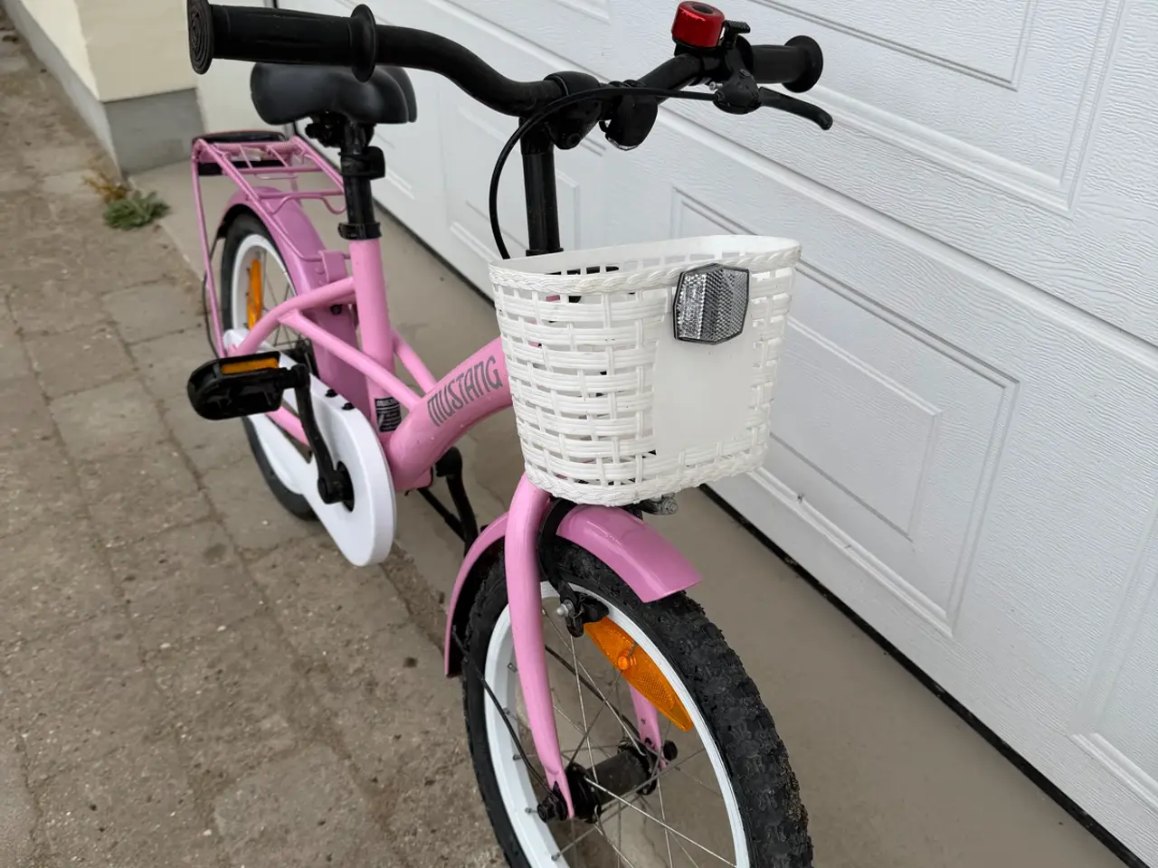 Billede 4 - Fin lyserød cykel 16 tommer
