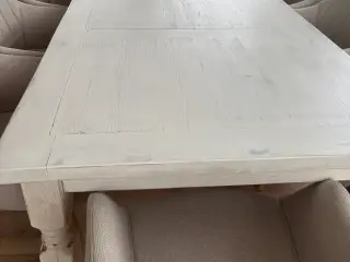 Spisebord