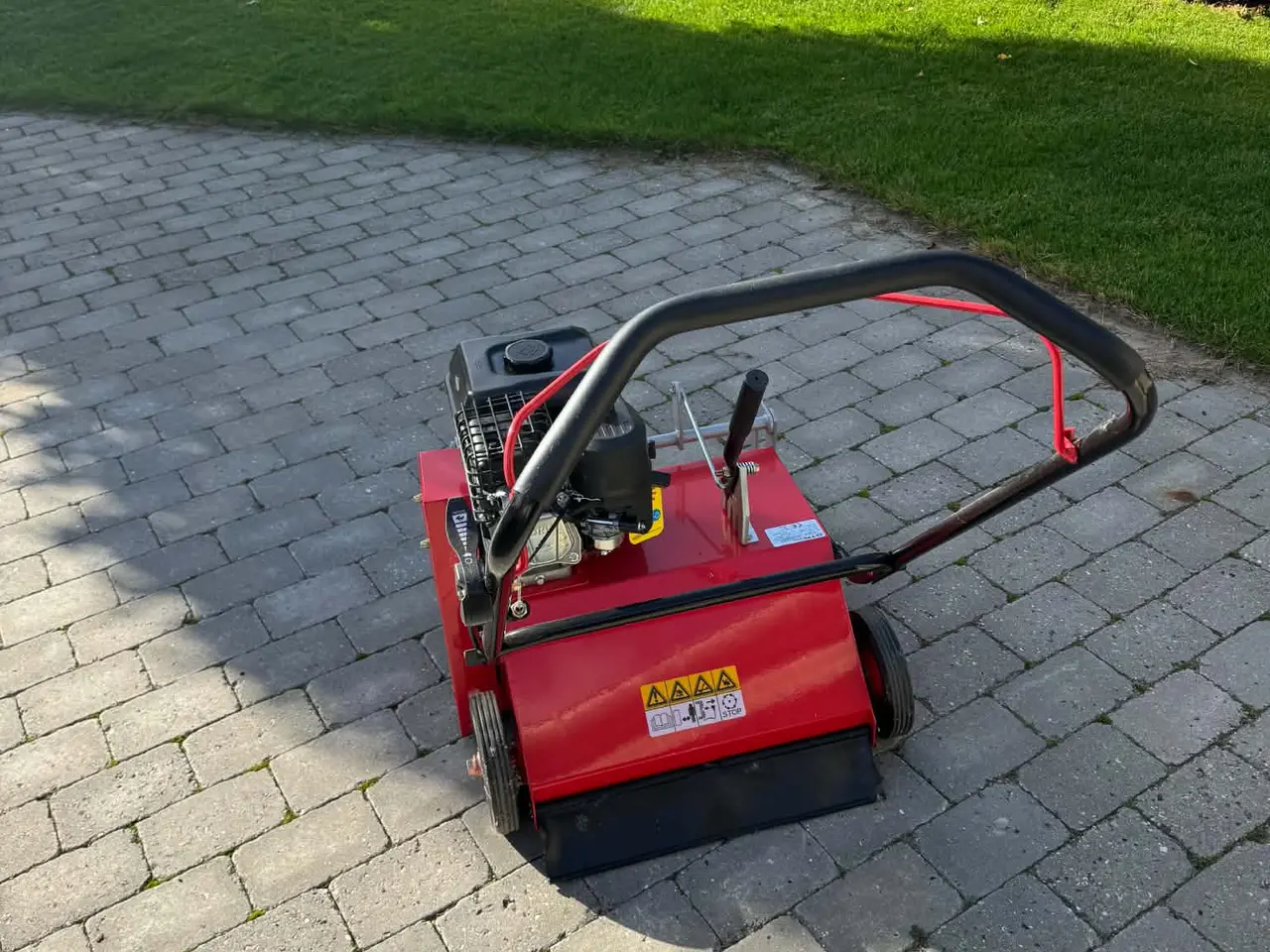 Billede 1 - GTM vertikalskærer med Briggs & Stratton benzinmot