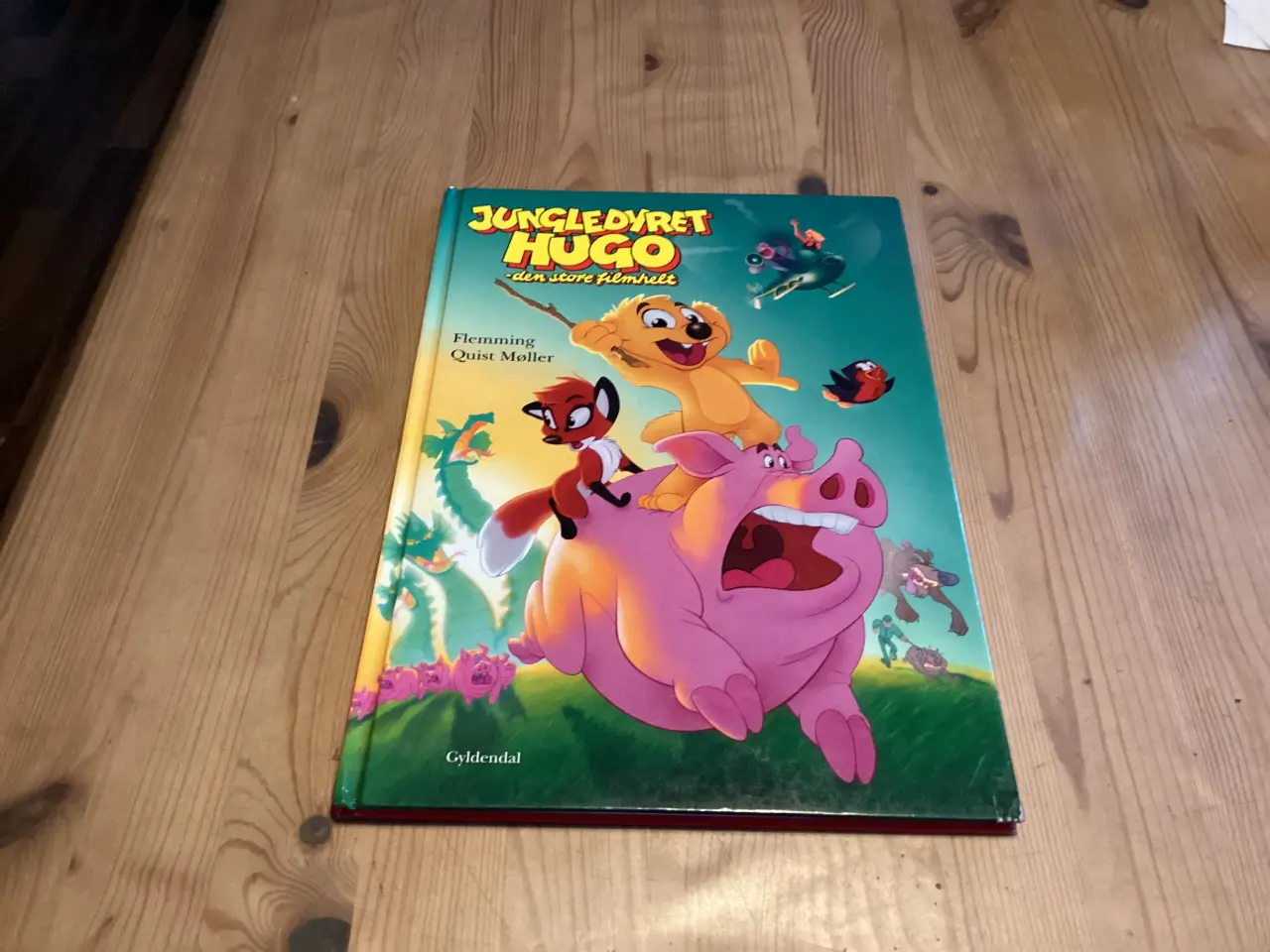 Billede 2 - Jungledyret Hugo. Bøger ,Spil, Figurer.