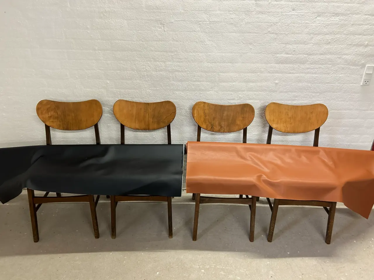 Billede 5 - 4 Niels & Eva Koppel stole – Vælg selv nypolstring