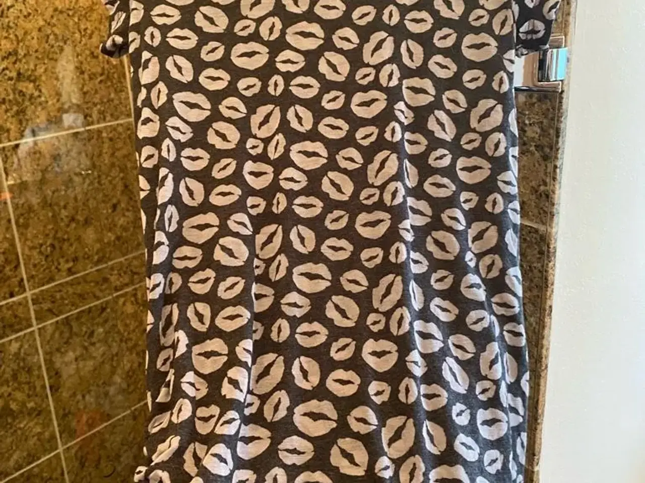 Billede 1 - Smart bluse str M