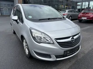 På vej ind Opel Meriva B