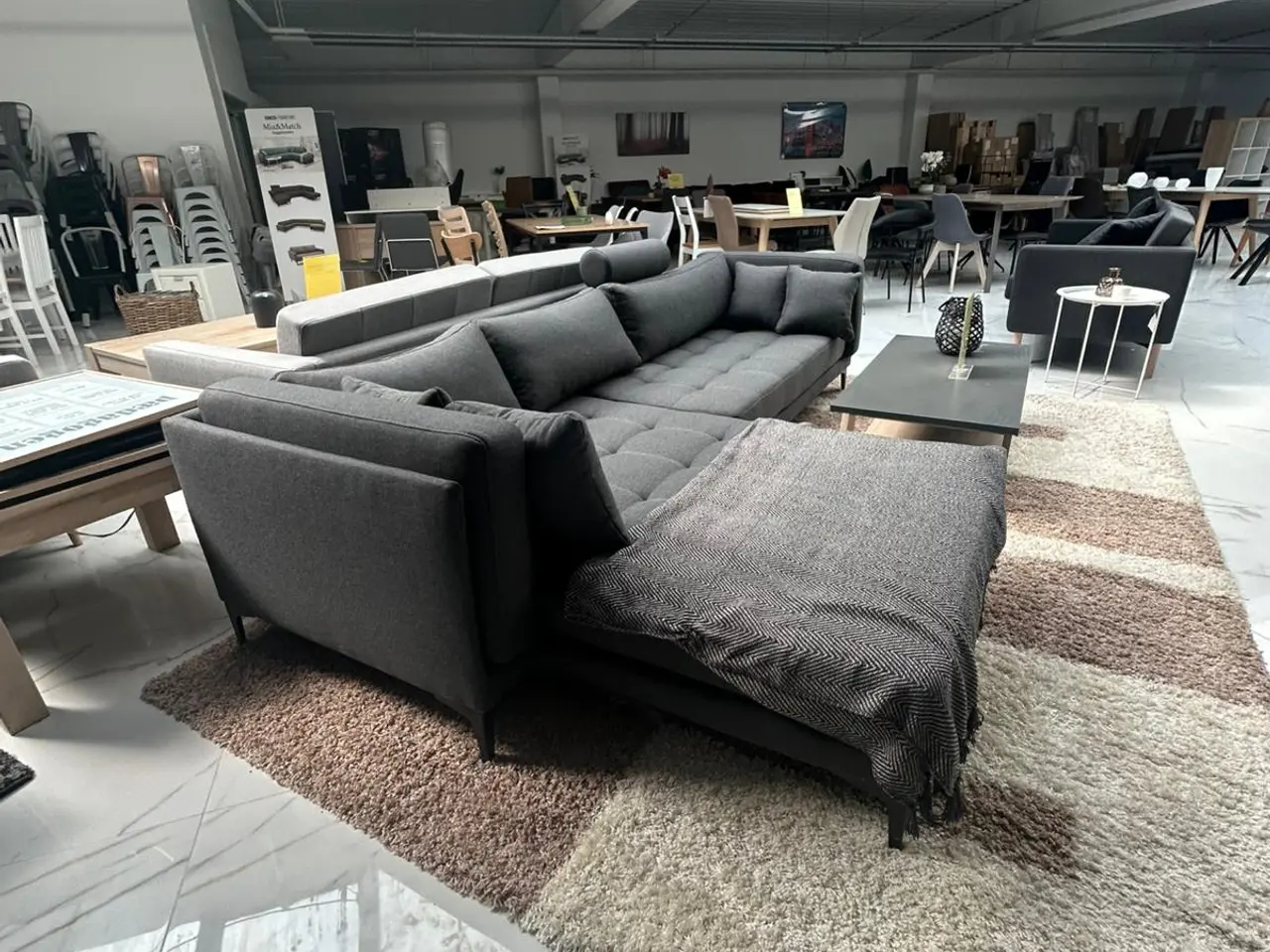 Billede 4 - XL sofa med venstrevendt chaiselong