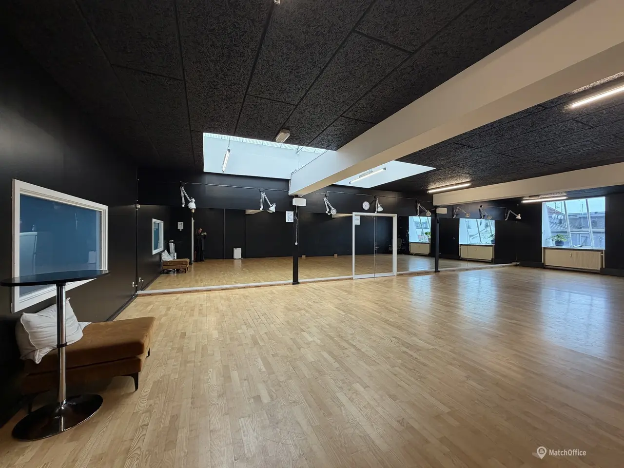 Billede 2 - 300 m² dansestudie på Heimdalsgade