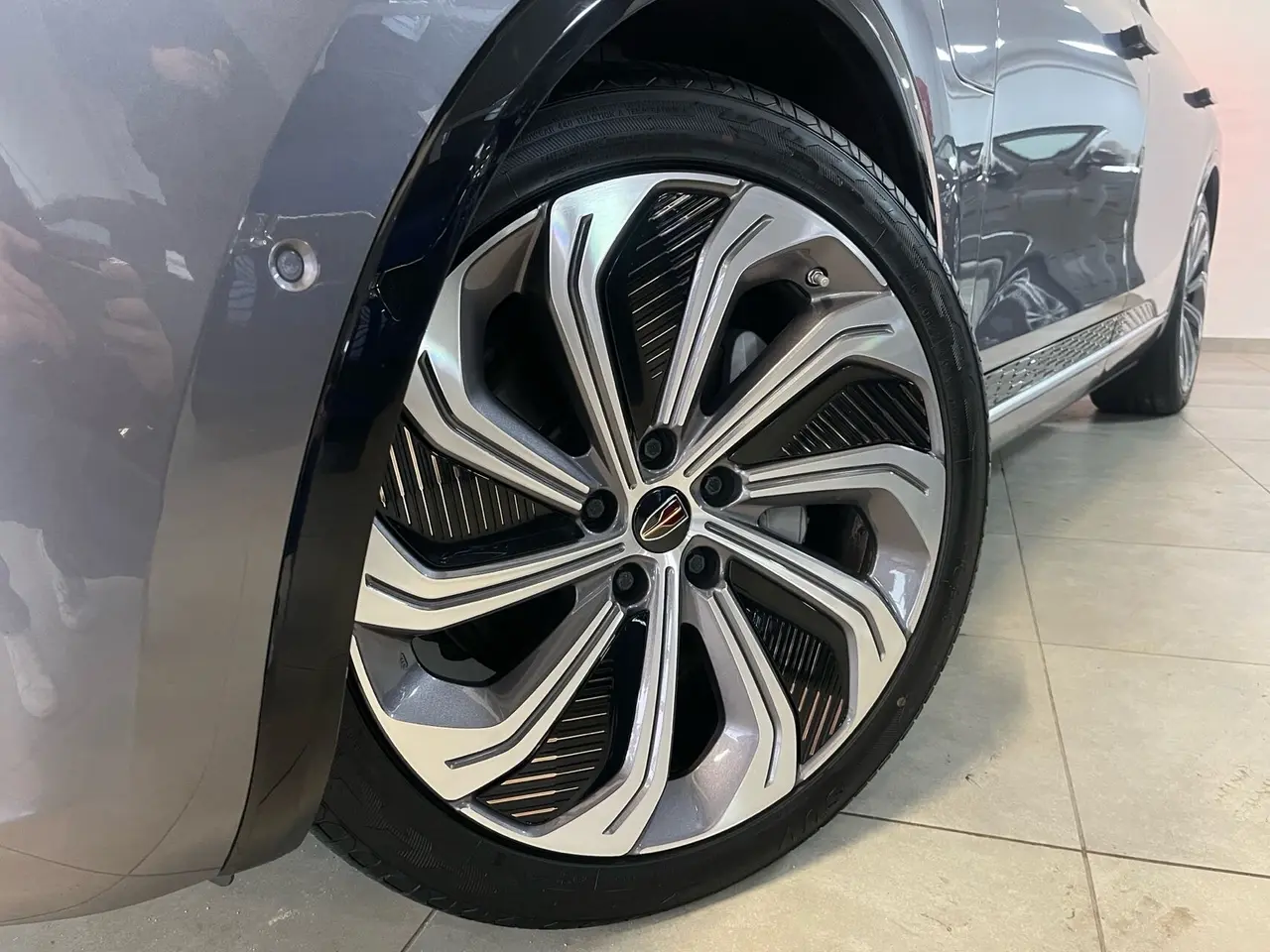 Billede 15 - Hongqi E-HS9 EL Exclusive+ 4x4 551HK 5d Aut.