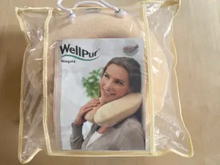 WellPur nakkepude i farven beige