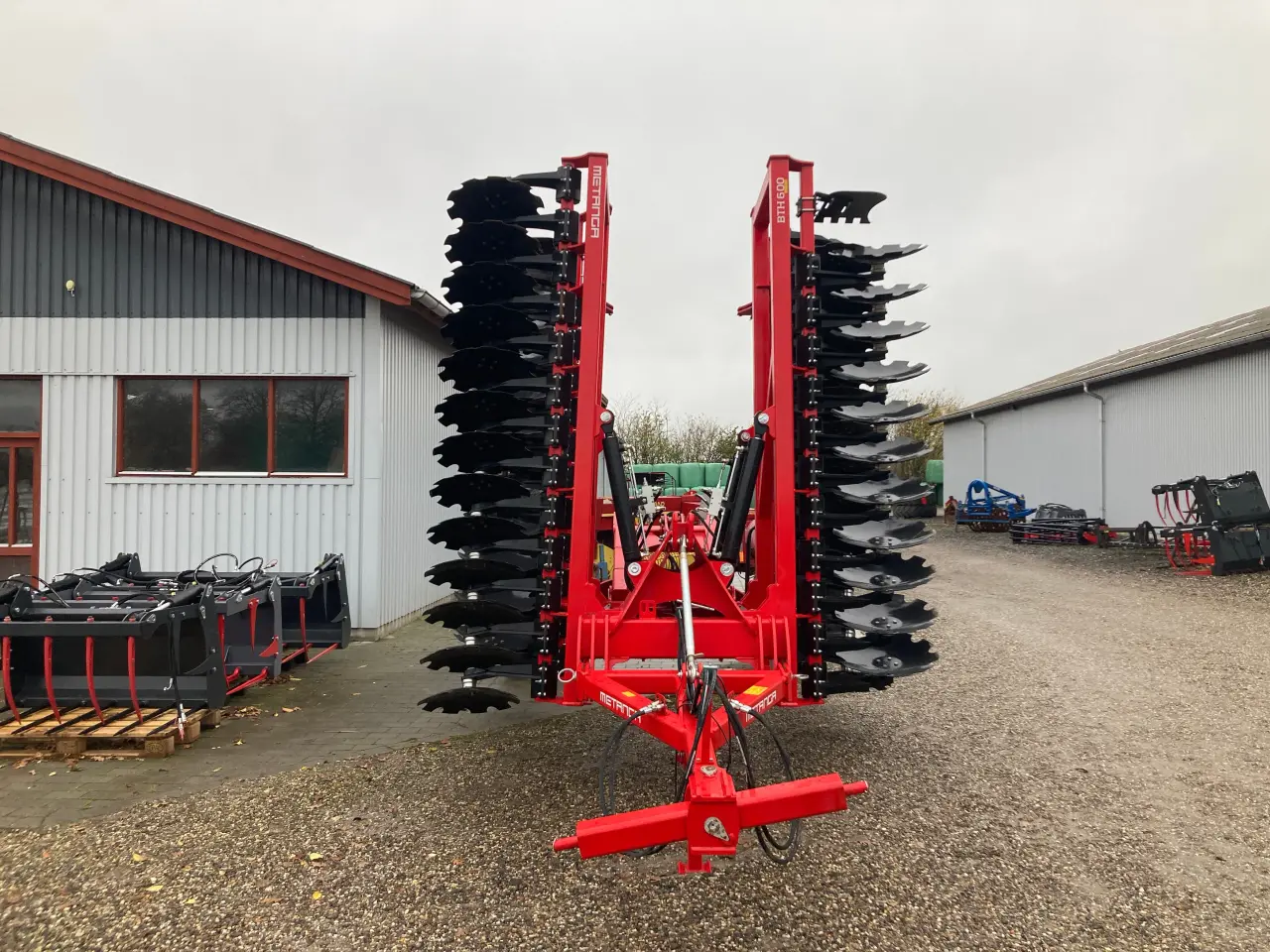 Billede 4 - Tallerkenharve 6 meter