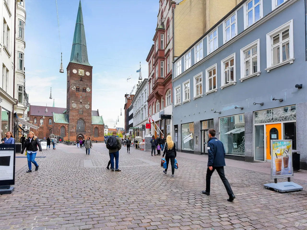 Billede 1 - Kontor på byens bedste adresse - Store Torv 9