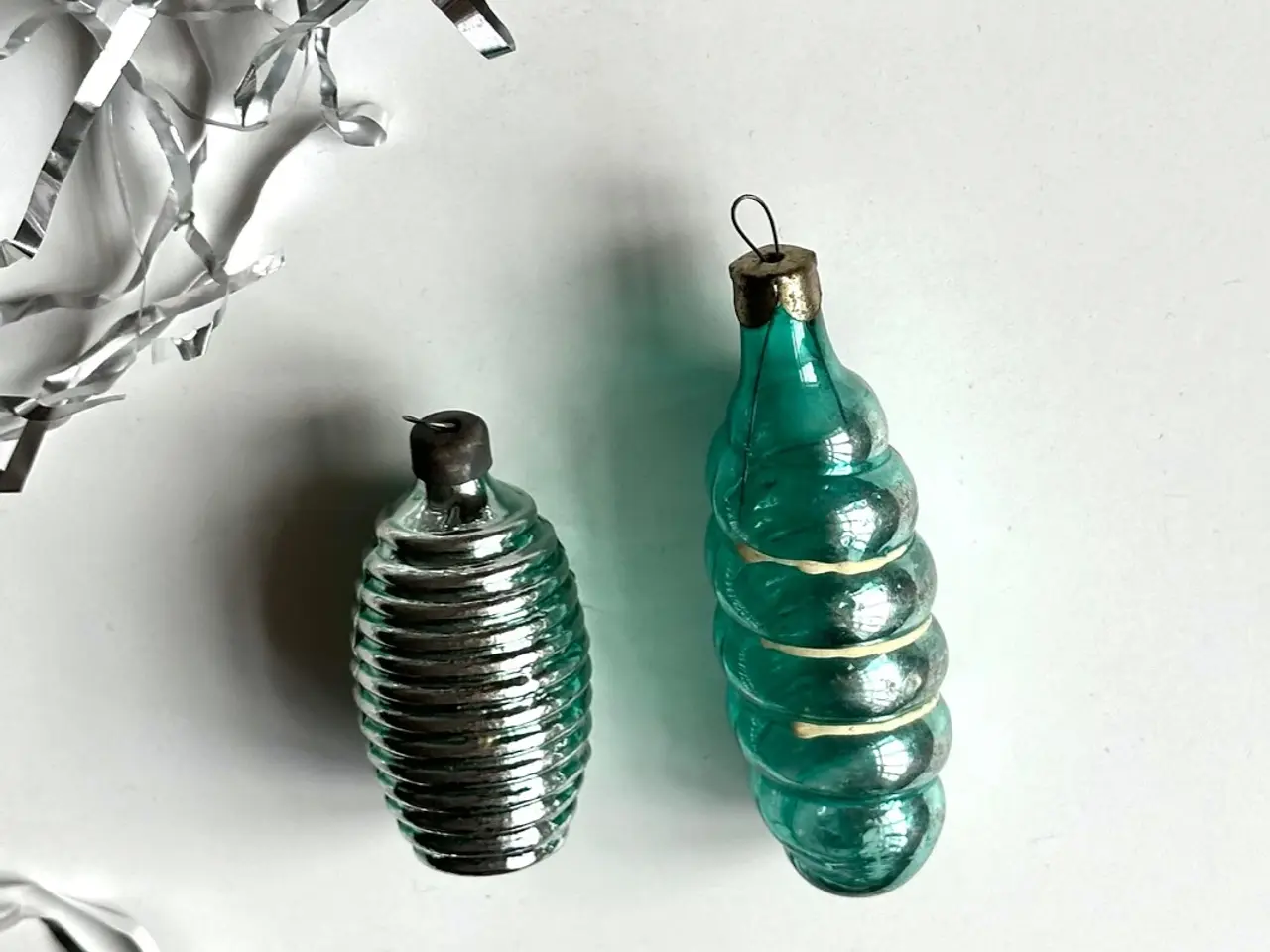Billede 2 - Grønne ornamenter, 2 stk samlet