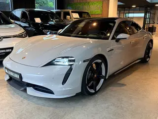 Porsche Taycan Turbo  Performance+