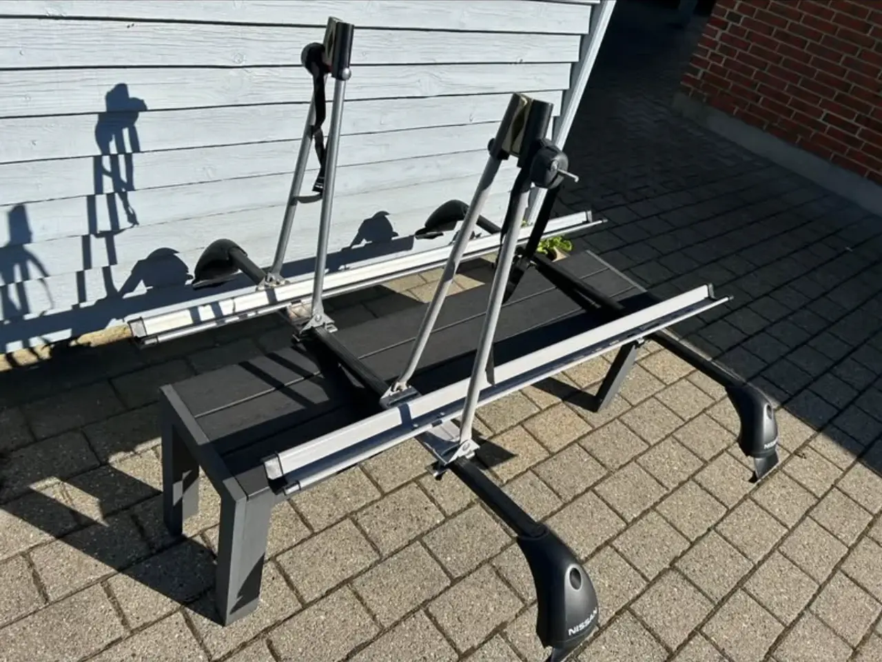 Billede 1 - Originale Nissan Qasquai tagbøjler inkl cykelstati