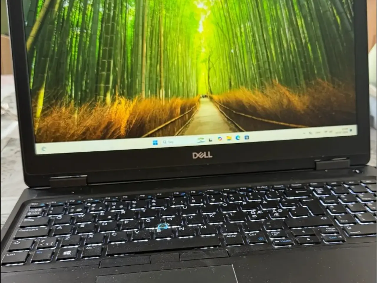 Billede 1 - bærbar pc med ssd harddisk