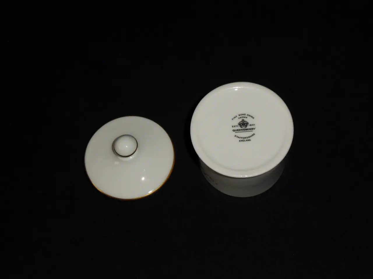 Billede 2 - Krydderikrukker. Ældre. Queensberry. Staffordshire