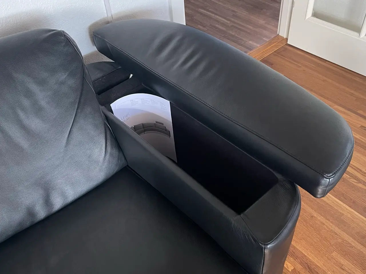 Billede 8 - Flot sort hjørnesofa sælges