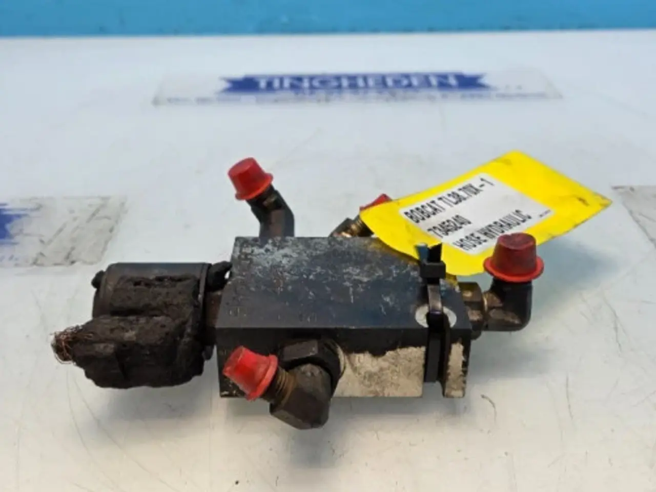 Billede 9 - Bobcat  TL38.70X  Hydraulikventil 7345240