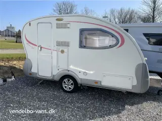 2008 - Adria Action 361 LH Nem og handy størrelse - i smart design