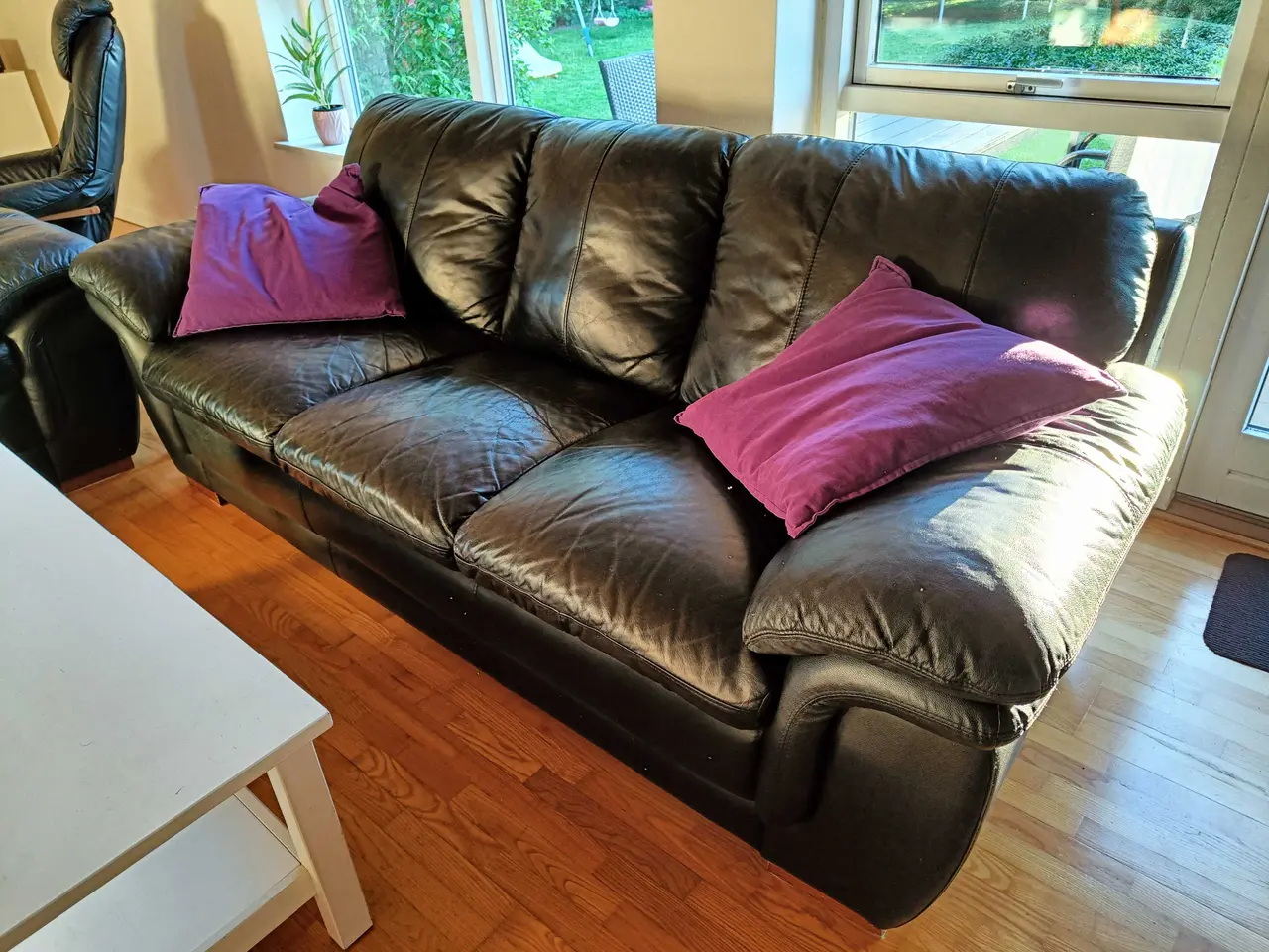 Billede 2 - 2 + 3 personers lædersofa