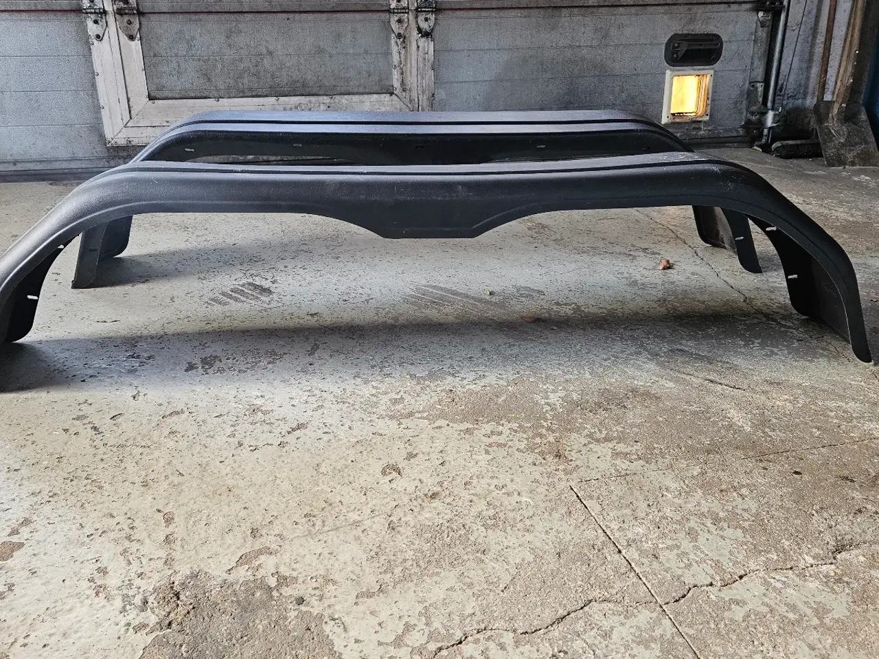 Billede 3 - BOOGIESKÆRME SORT KNOTT 1550 × 240 × 400 MM
