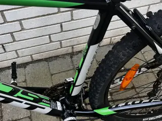Scoot aspekt 710 til salg