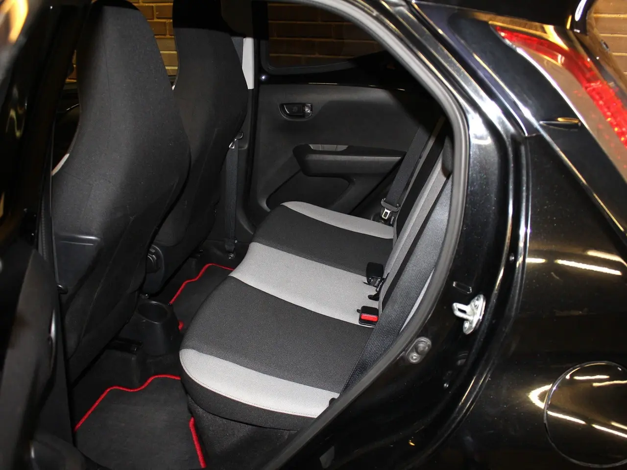 Billede 5 - Toyota Aygo 1,0 VVT-i x-black