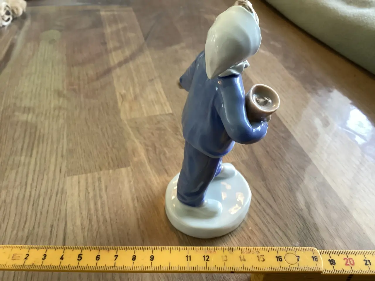 Billede 3 - Dreng med spand b&g nr 2251