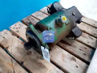 John Deere 2054 Hydrostatmotor AH131310