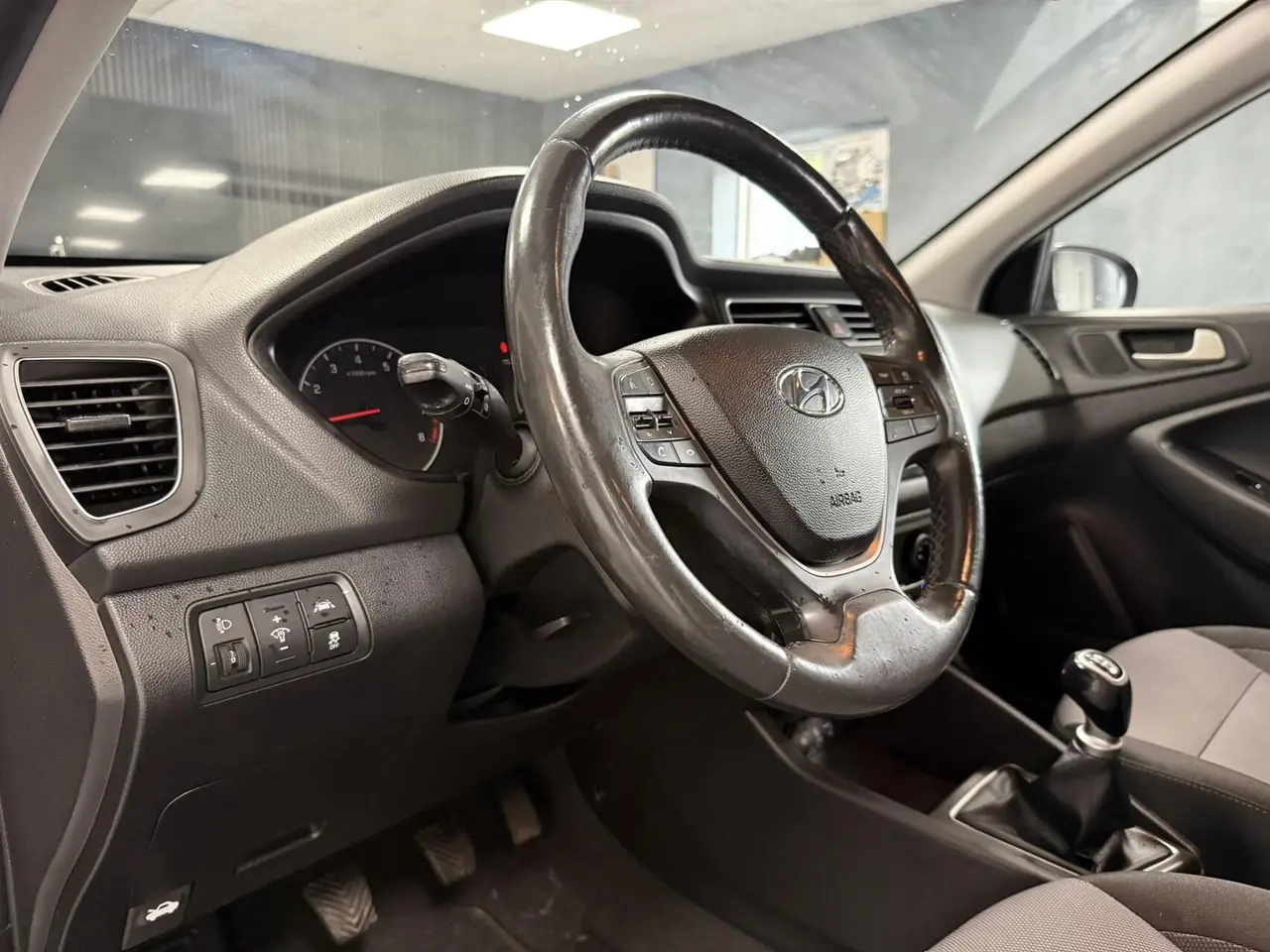 Billede 16 - Hyundai i20 1,25 Spring Edition 84HK 5d