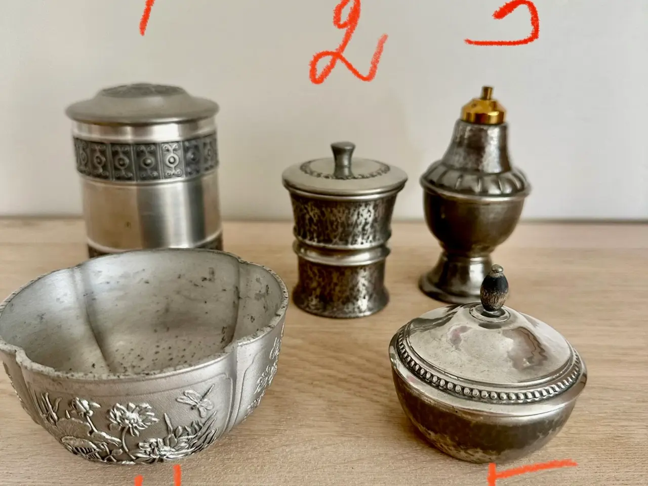 Billede 1 - Vintage genstande af tin sælges