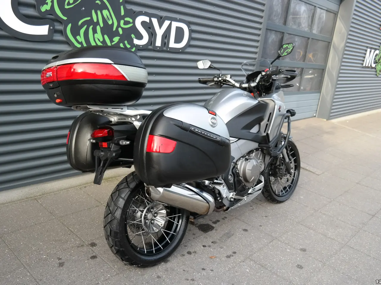 Billede 3 - Honda VFR 1200 X MC-SYD BYTTER GERNE