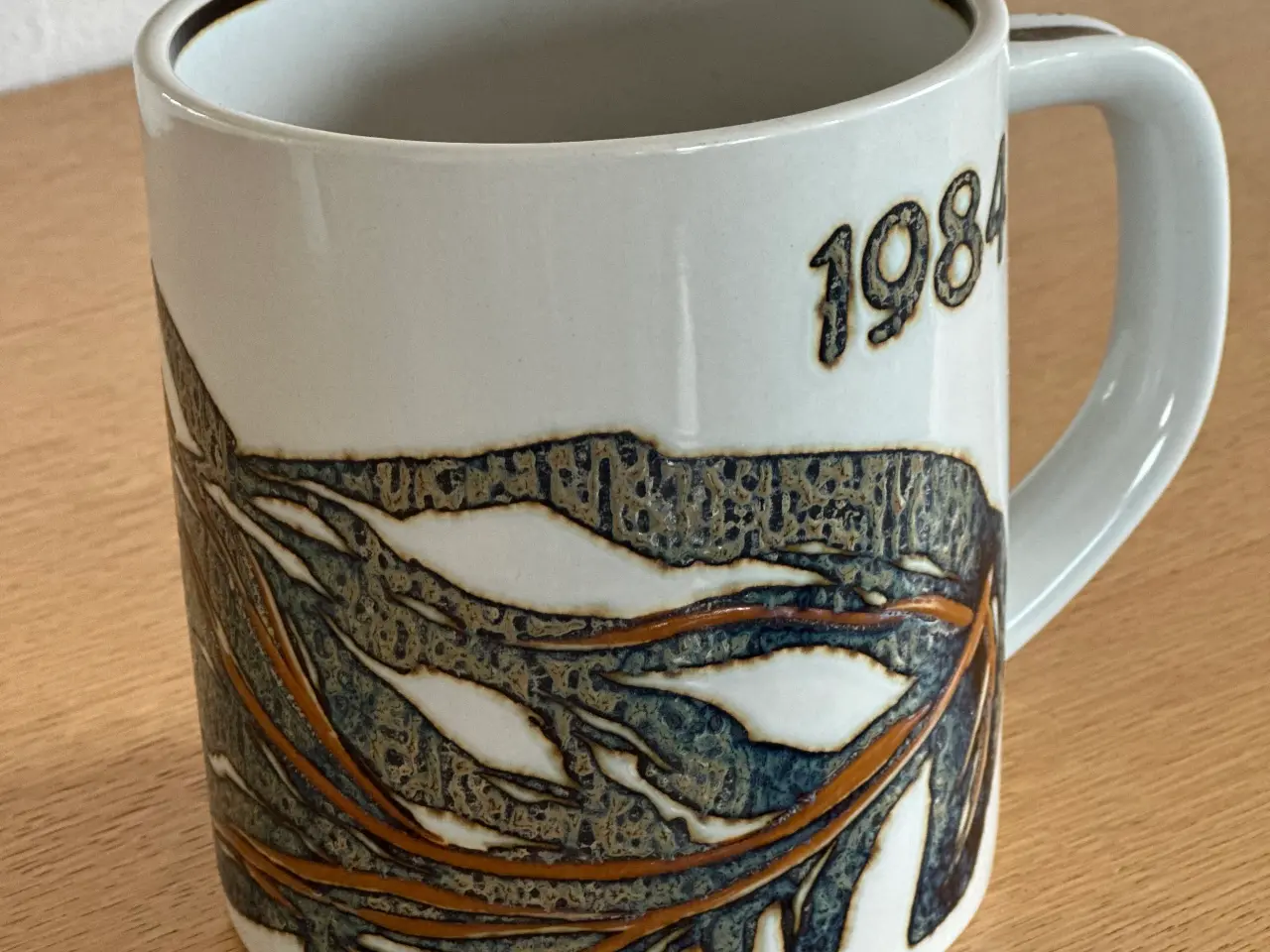Billede 1 - Royal Copenhagen årskrus 1984